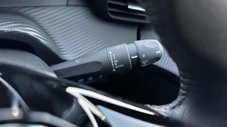 Peugeot 208 1.2 PureTech 100 Allure Premium + 5dr Petrol Hatchback